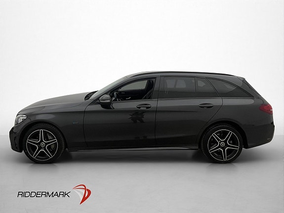 Mercedes-Benz C300 4 of 5