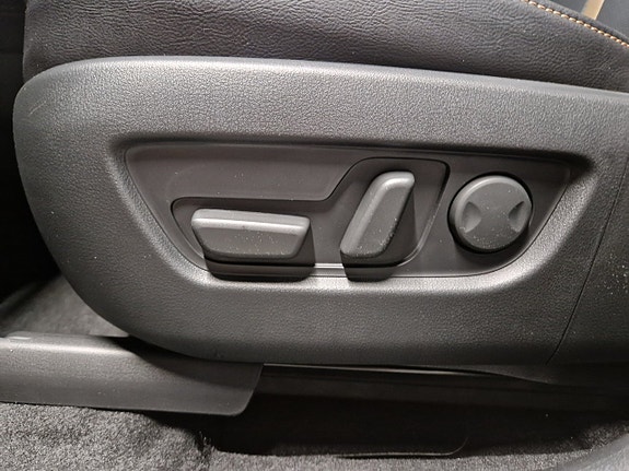 Mazda CX-60 12 of 14