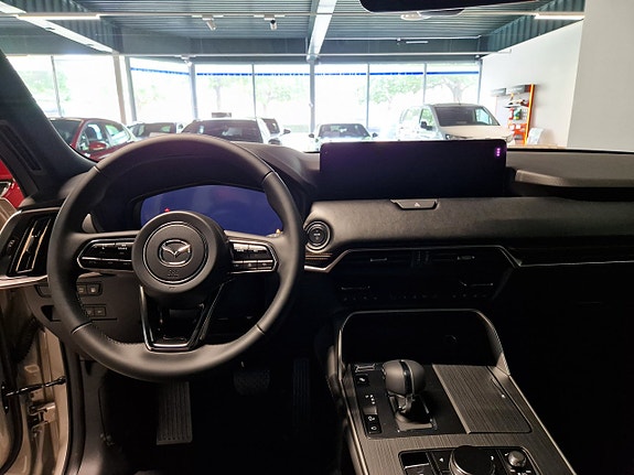 Mazda CX-60 14 of 14