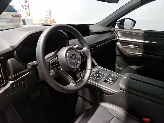 Mazda CX-80 12 of 17