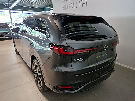 Mazda CX-80 2 of 17