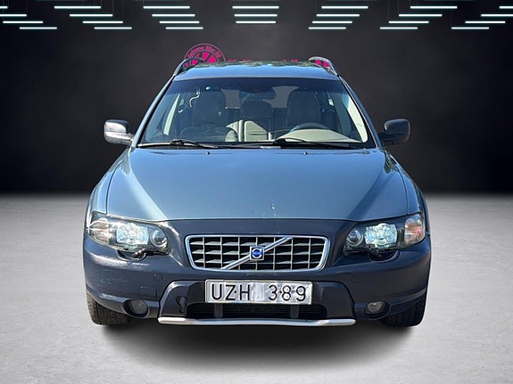 Volvo XC70 3 of 5