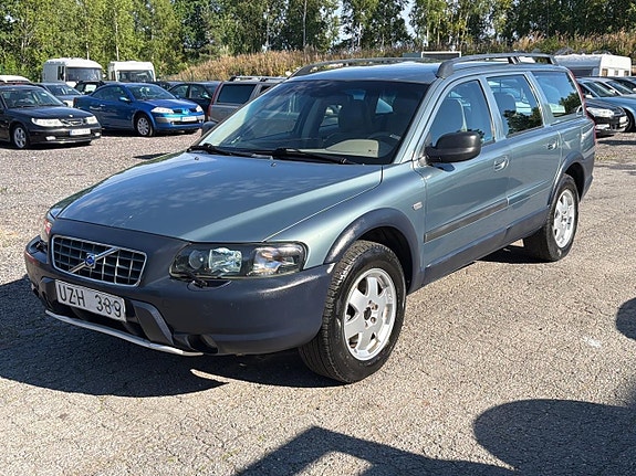 Volvo XC70 17 of 27