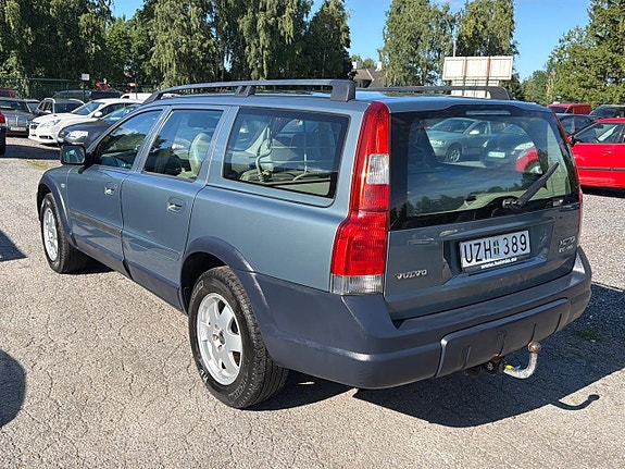 Volvo XC70 15 of 27