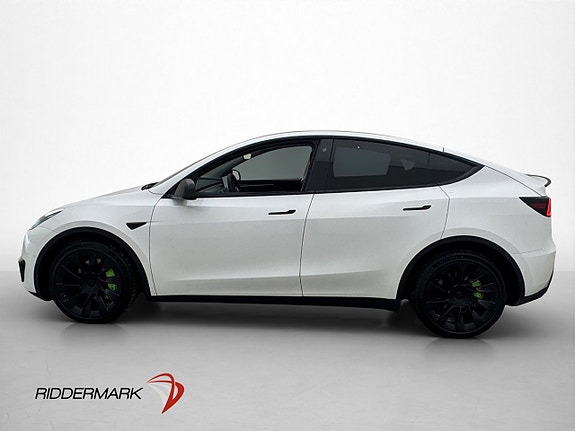 Tesla Model Y 3 of 30