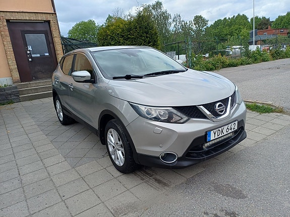 Nissan Qashqai 2 of 5
