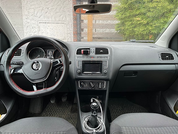 Volkswagen Polo 4 of 4