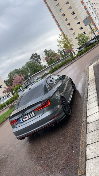 Audi S3 2 of 7