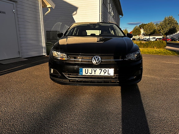 Volkswagen Polo 5 of 5