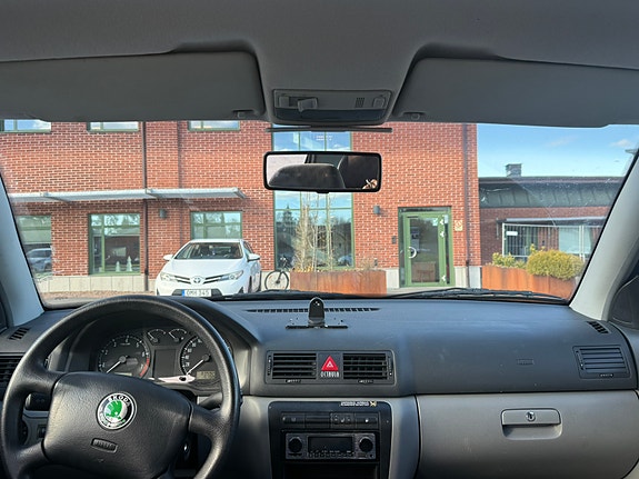 Skoda Octavia 4 of 5