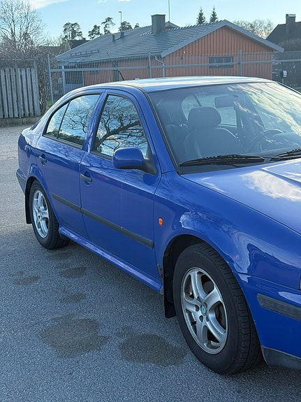 Skoda Octavia 3 of 5