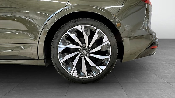 Skoda Enyaq 6 of 20