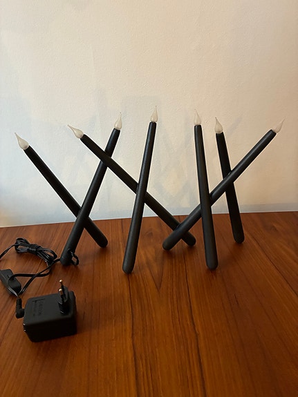 Product image 1 of 2
