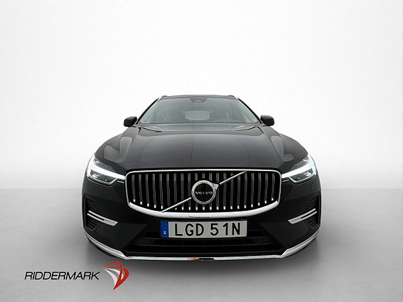 Volvo XC60 2 of 5