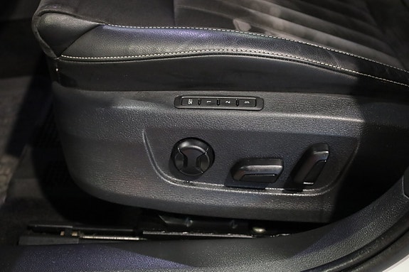Skoda Superb 19 of 30