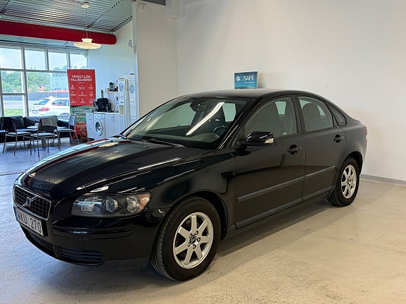Volvo S40 4 of 5