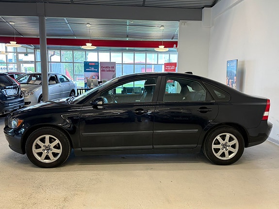 Volvo S40 5 of 5