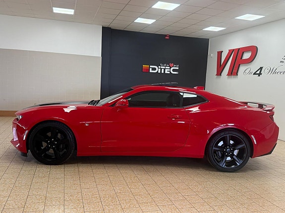 Chevrolet Camaro SS 4 of 5