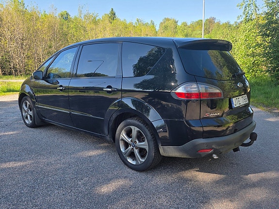 Ford S-MAX 6 of 15