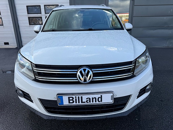 Volkswagen Tiguan 2 of 11