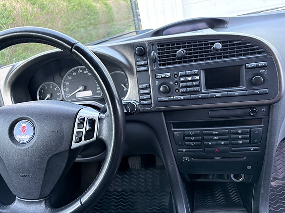Saab 9-3 7 of 7
