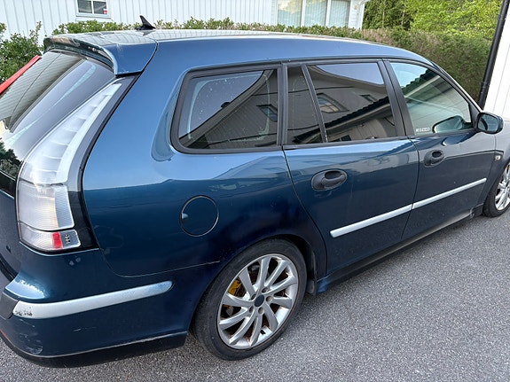 Saab 9-3 2 of 7