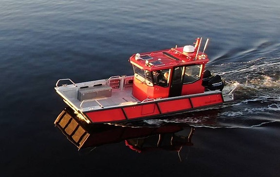 SEACORE C8 EX - Arbetsbåt / Transportbåt / Dykbåt / Brandbåt 2 of 12