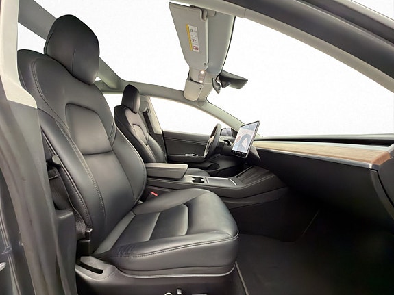 Tesla Model 3 10 of 30