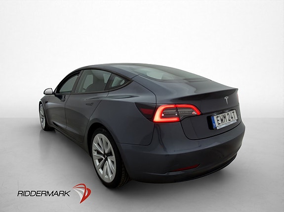 Tesla Model 3 8 of 30