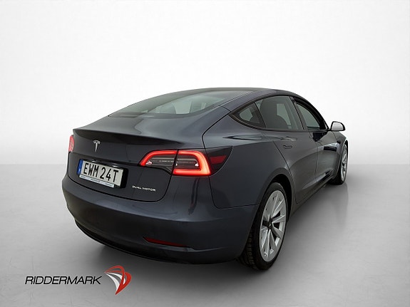 Tesla Model 3 9 of 30