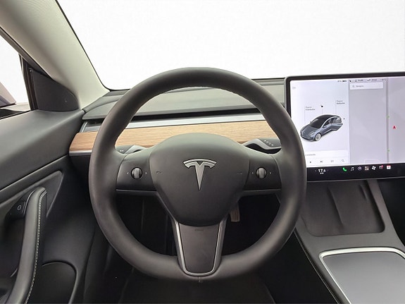 Tesla Model 3 15 of 30