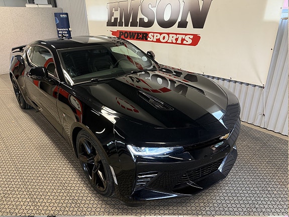 Chevrolet Camaro SS 3 of 9