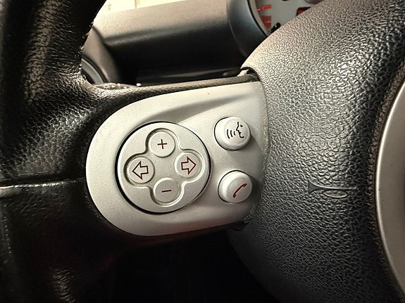 MINI Cooper 20 of 21