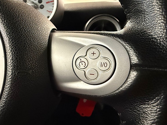 MINI Cooper 21 of 21