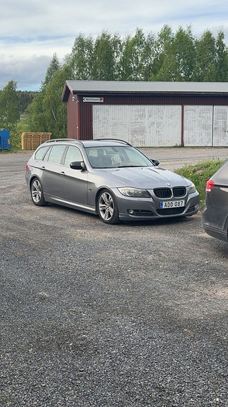 BMW 325d 4 of 4