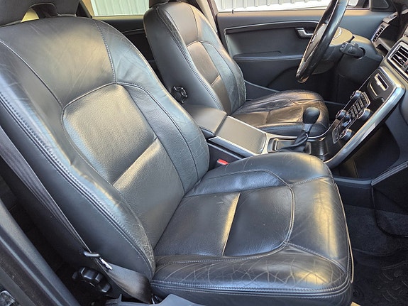 Volvo V70 8 of 9