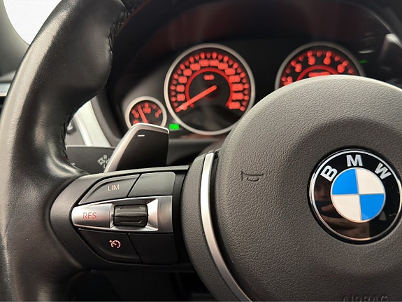 BMW 440i 17 of 30