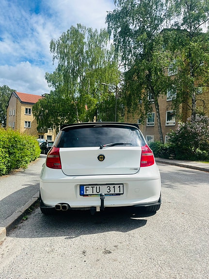 BMW 116i 5 of 5