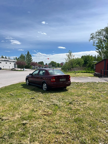 Opel Astra 2 of 5