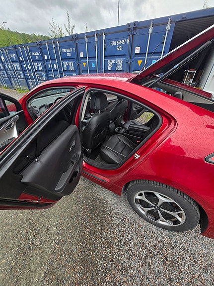Opel Ampera 12 of 14