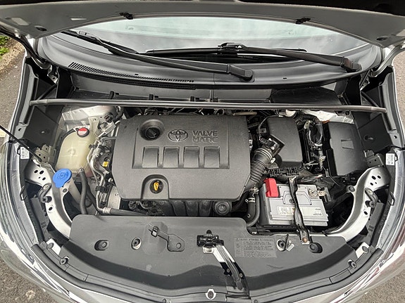 Toyota Verso 4 of 5
