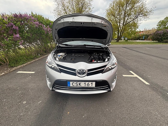 Toyota Verso 3 of 5