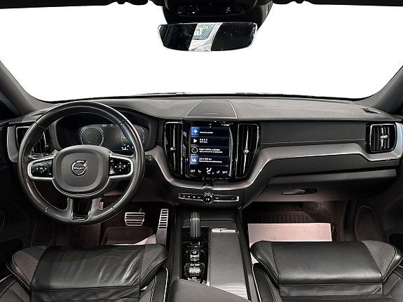 Volvo XC60 8 of 21