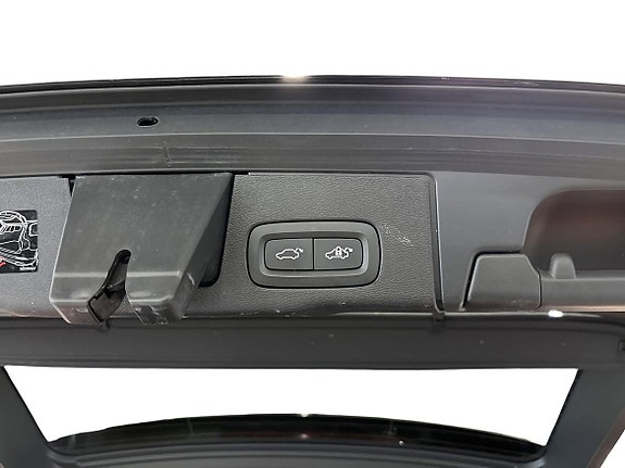 Volvo XC60 12 of 21