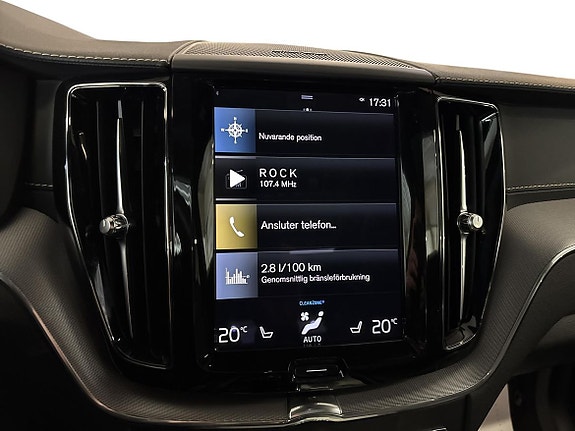 Volvo XC60 17 of 21