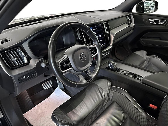 Volvo XC60 6 of 21