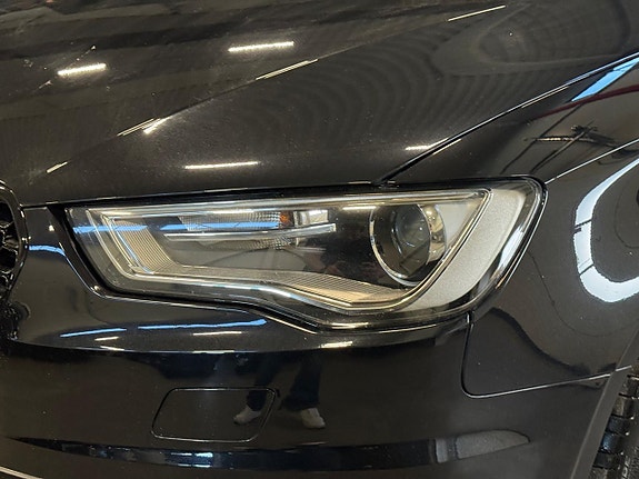 Audi A3 8 of 16