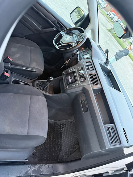Volkswagen Caddy Maxi 4 of 5