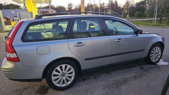 Brugt Volvo V50 2.4