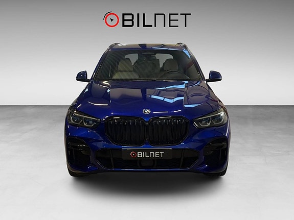BMW X5 3 of 5